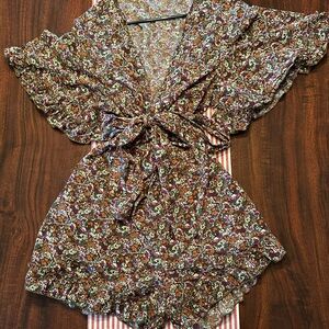 Ditsy Floral Ruffle Hem Romper - 2X, NWOT